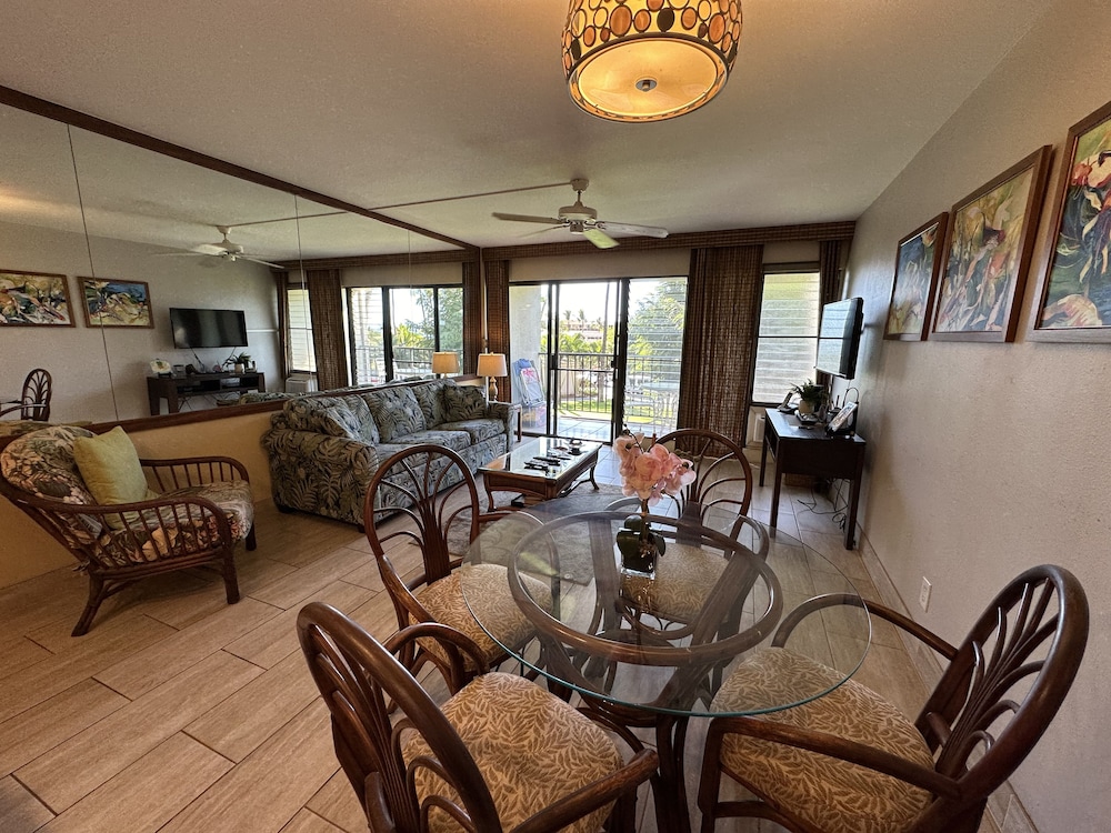 Kihei Akahi D-105 by Maui Rental Group