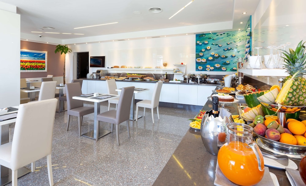 Rapallo Vacations - Best Western Plus Tigullio Royal Hotel - Property Image 9