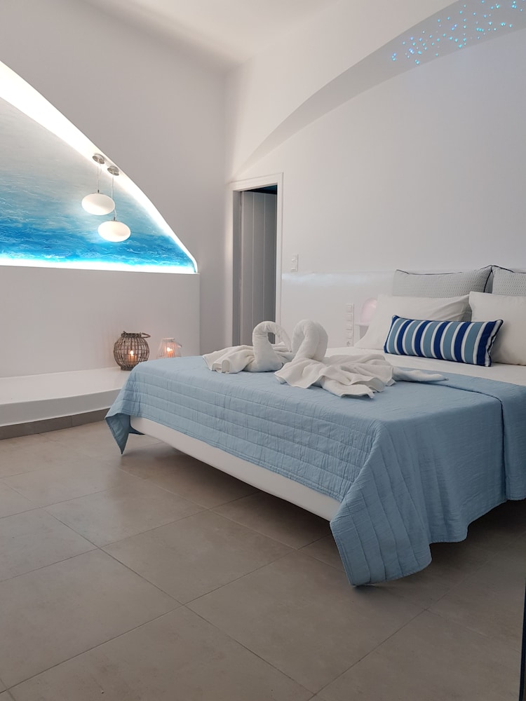 Amera Suites