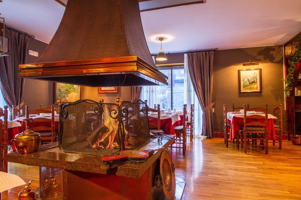 Vielha e Mijaran Vacations - Gran Chalet Hotel - Property Image 27