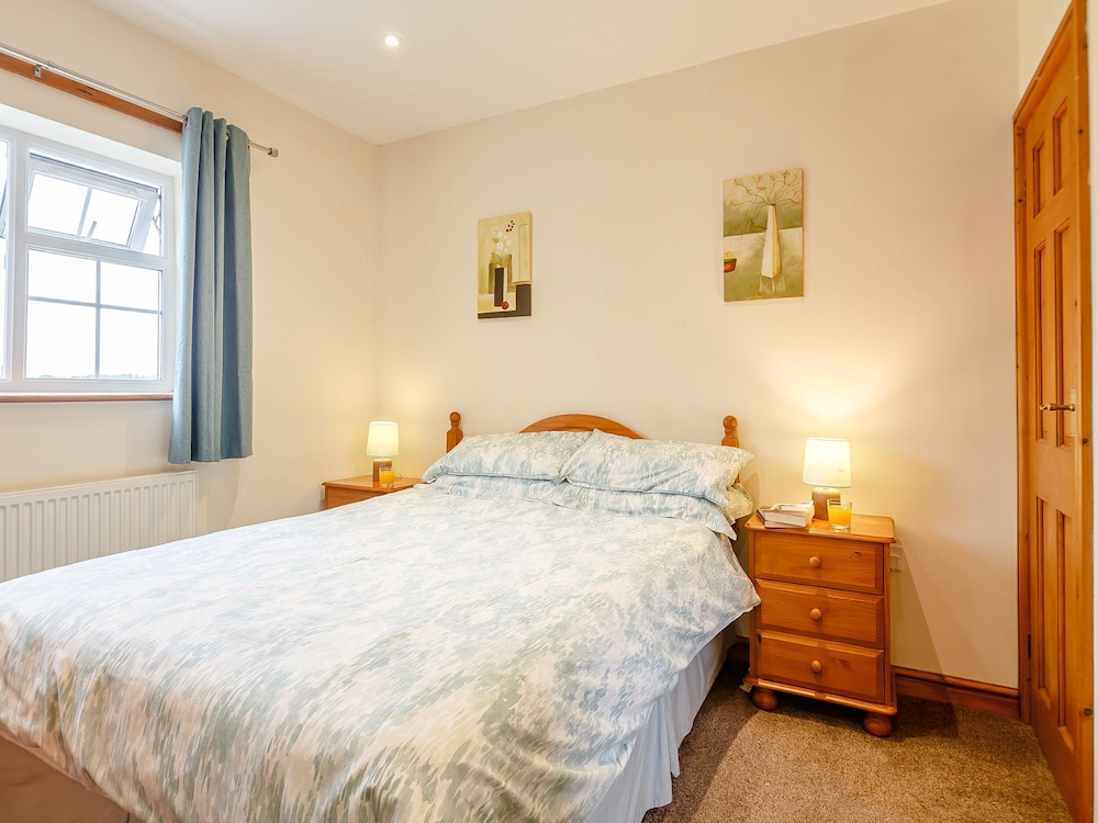 3 Black Horse Cottages view 5