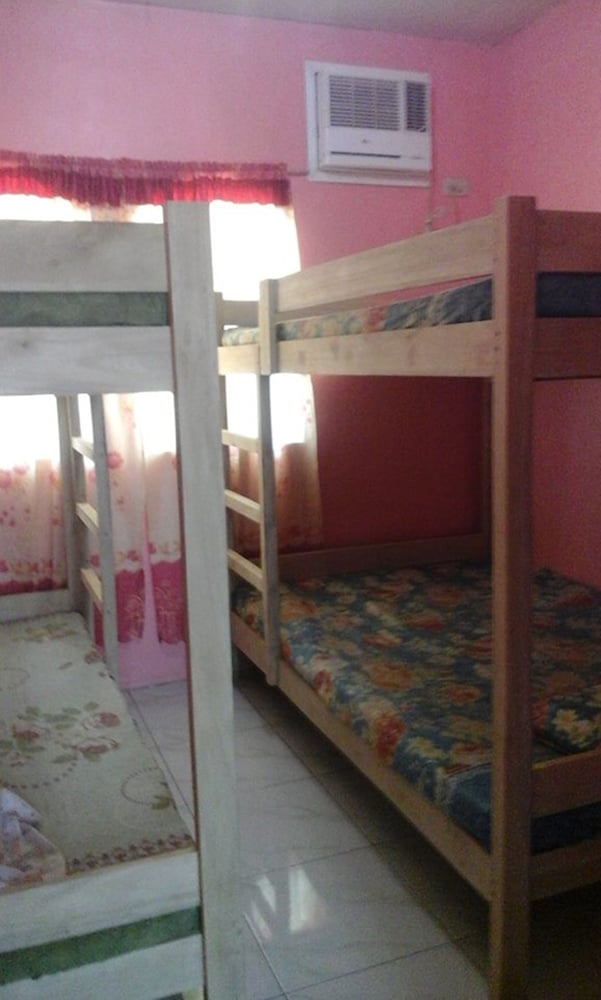 Czarina Transient House