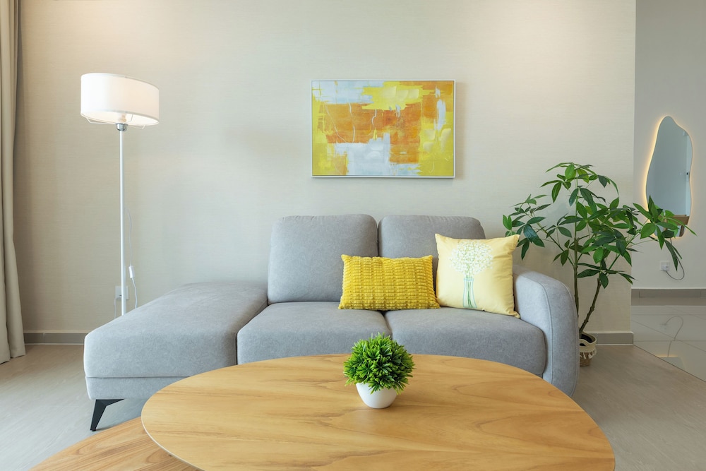 Sunshine Residence Suites