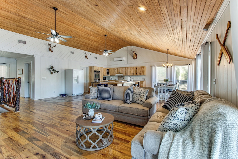 Tranquil Gantt Lake Home w/ Deck & Patio!