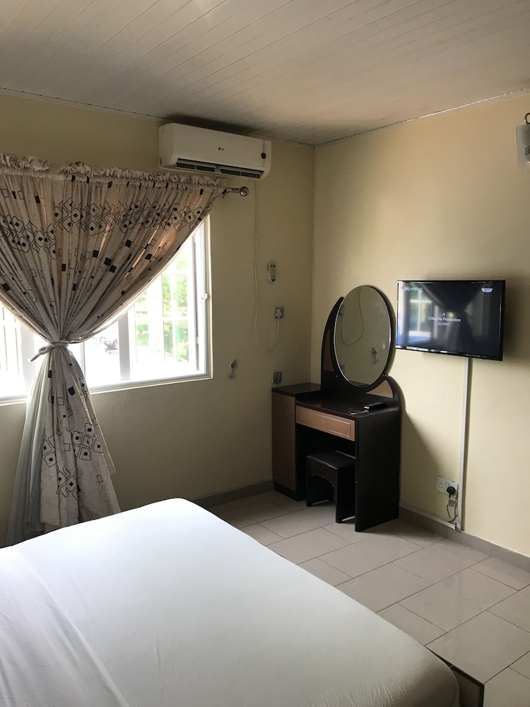 81 Division Officers Mess Apartment view 2