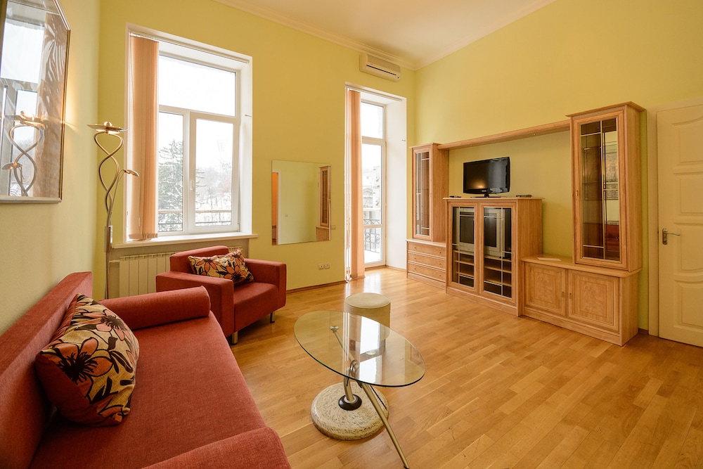 Kiev Accommodation Hotel Service