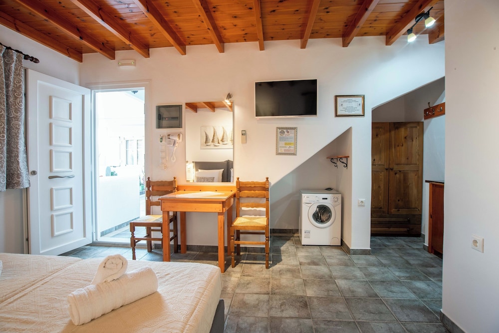 Room-standard Double Room Village-mounta