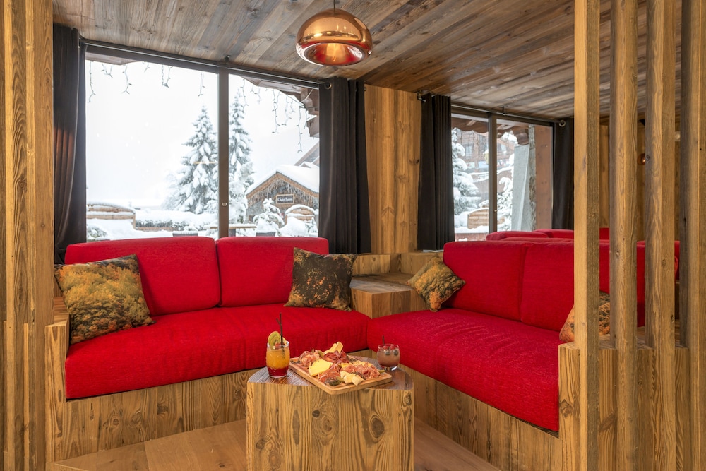 Les Allues Vacations - Hotel L'Eterlou - Property Image 11
