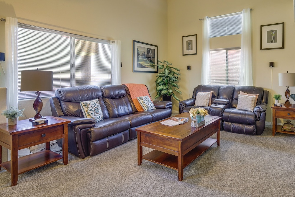Mesquite Condo w/ Community Pool  Hot Tub! - Property Image 1