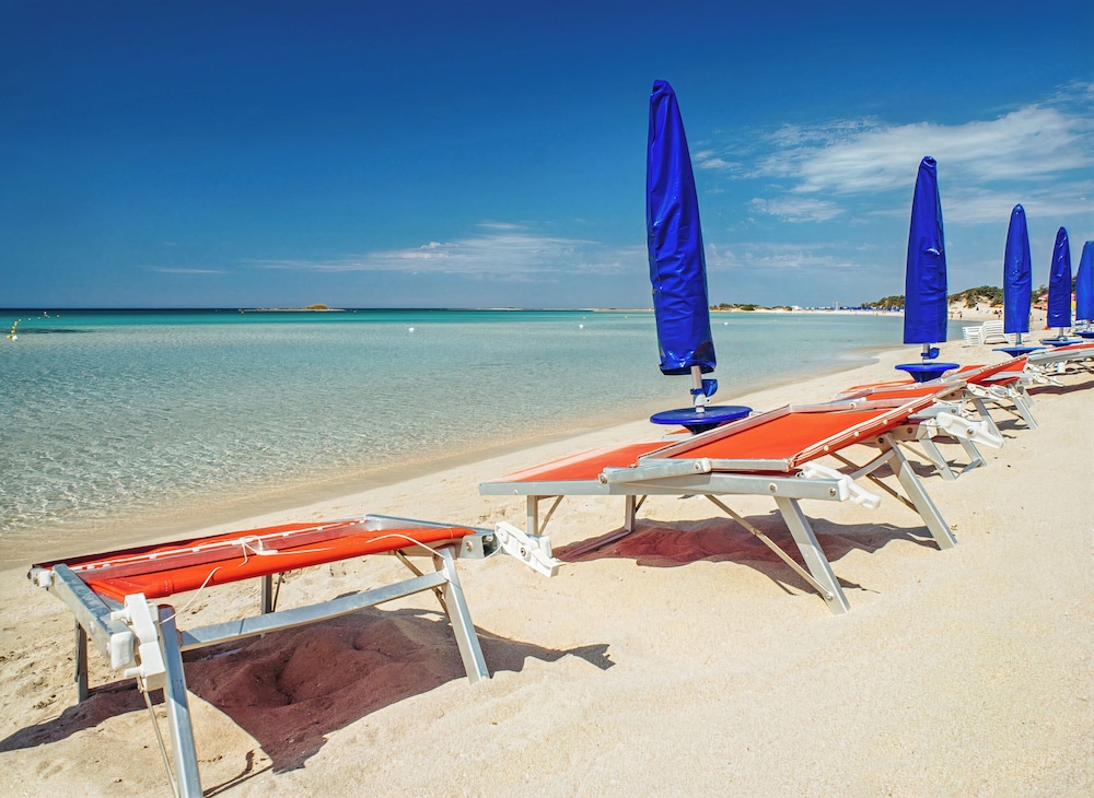 Porto Cesareo Air-conditioned Villa 12 Beds Torre Cesarea