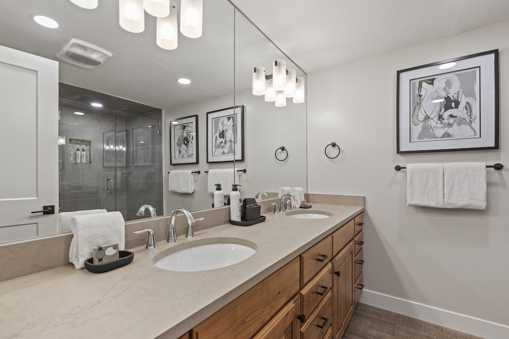 Park City Ski Resort UT - Snow Flower Vacation Condos