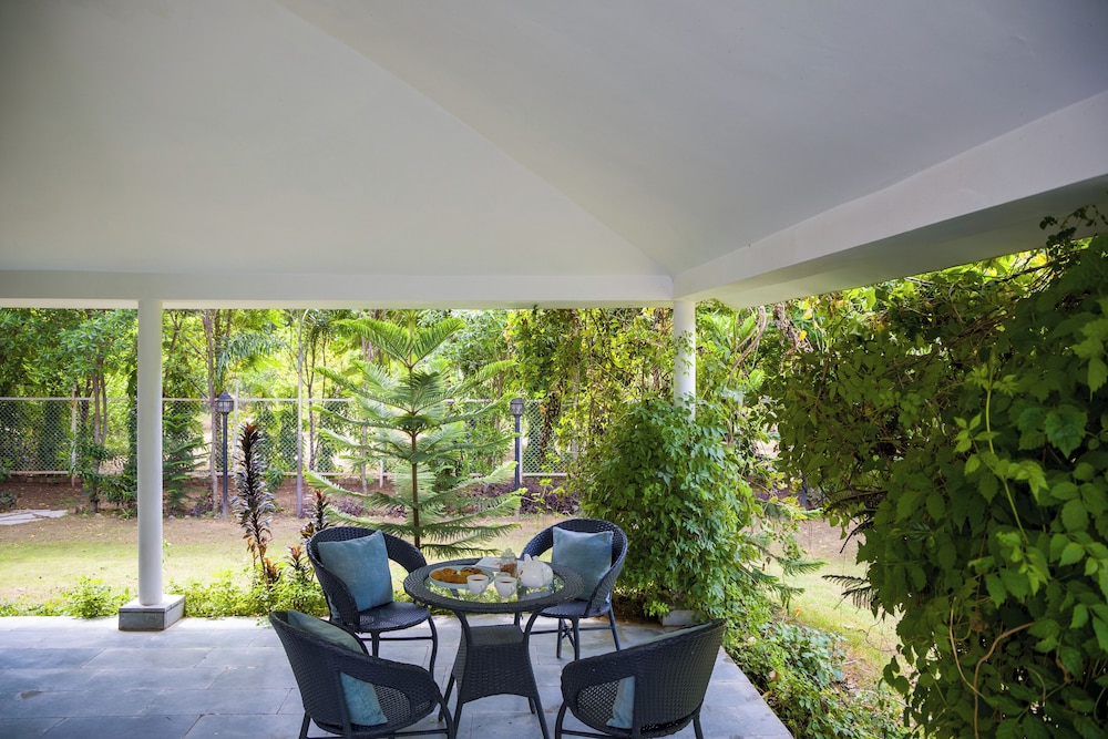 Raha Farms Pet friendly Resort ELIVAAS