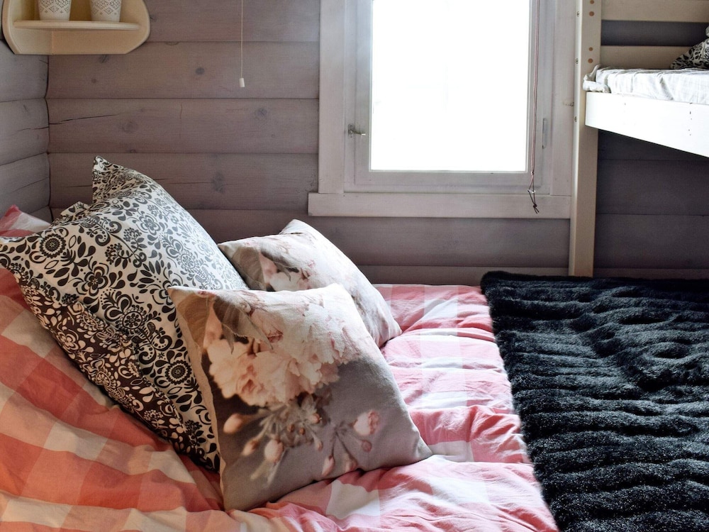 6 Person Holiday Home in Lampeland view 4