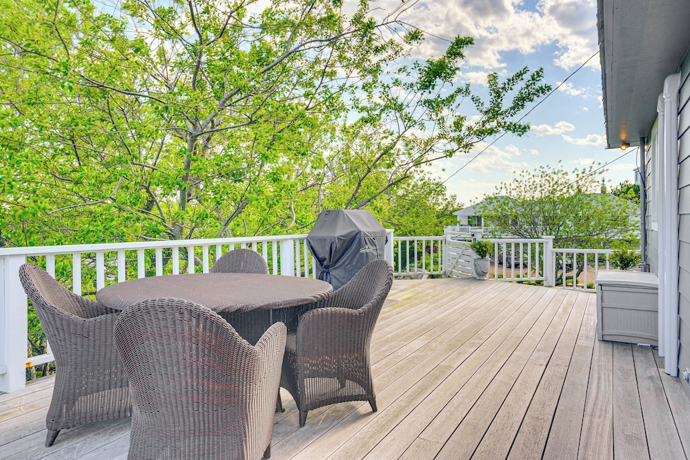 Elegant Gloucester Beach Getaway With Ocean Views!