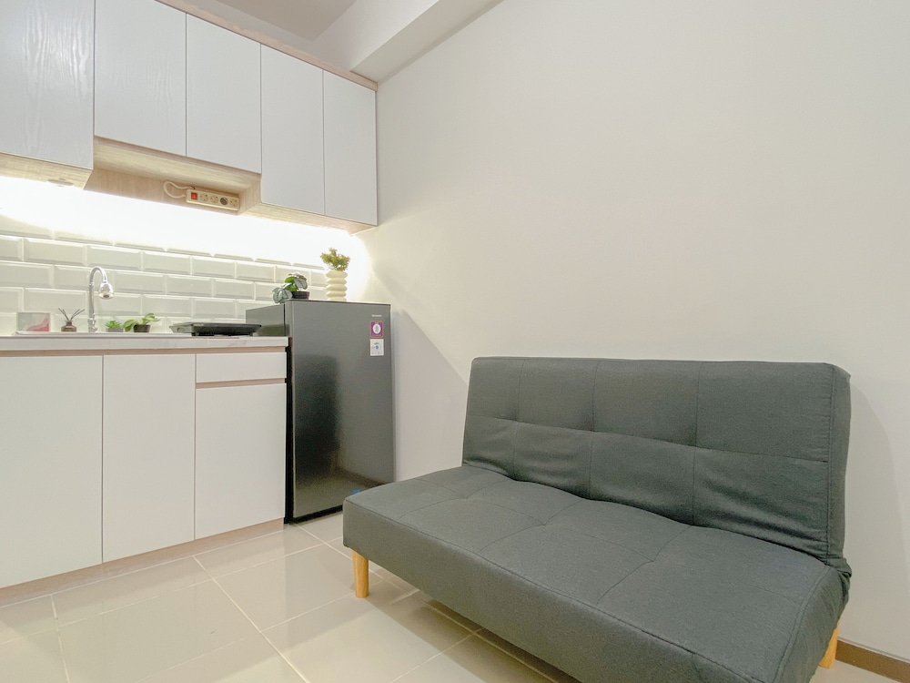 Best Deal And Homey Studio At Meikarta Apartment