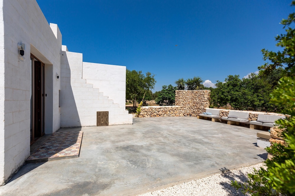 2670 Trullo Corni di Fiasco by Barbarhouse view 5