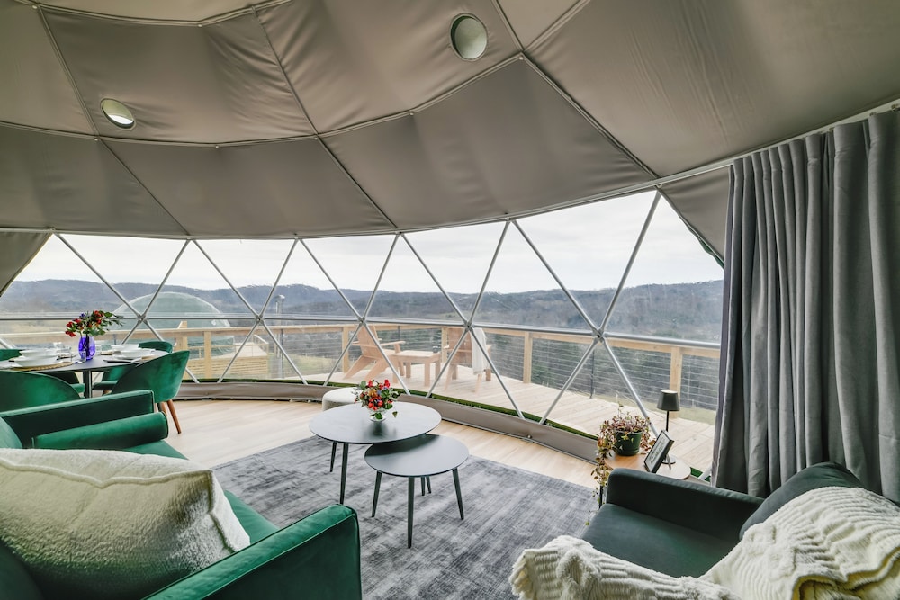 Glamping Getaway at The Coyote Dome in Franklin