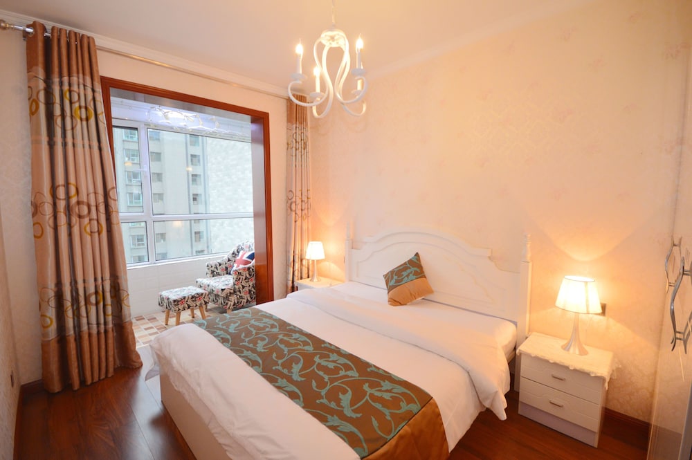Taiyuan Strawberry Apartment