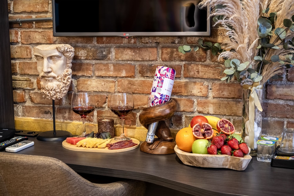 Taksim Terrapia Hotel - Image 10