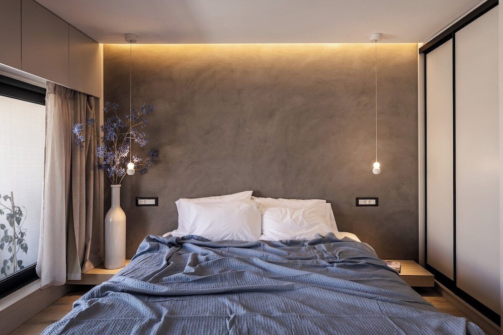 Kira Elegant City Nest