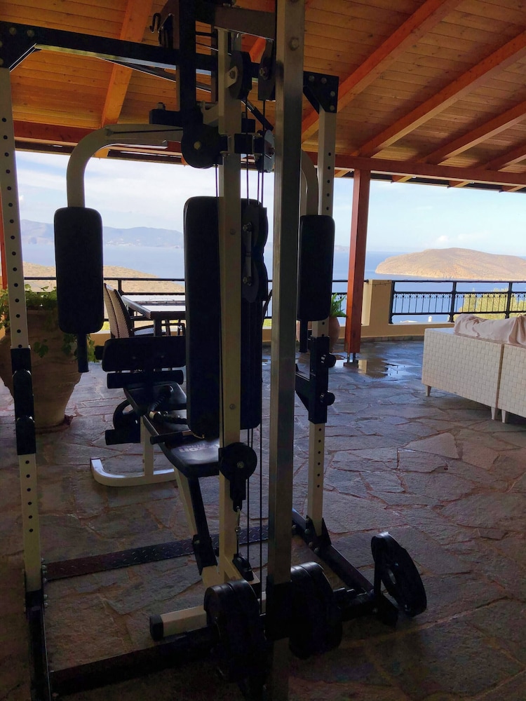Villa With Pool Sea View Fitness