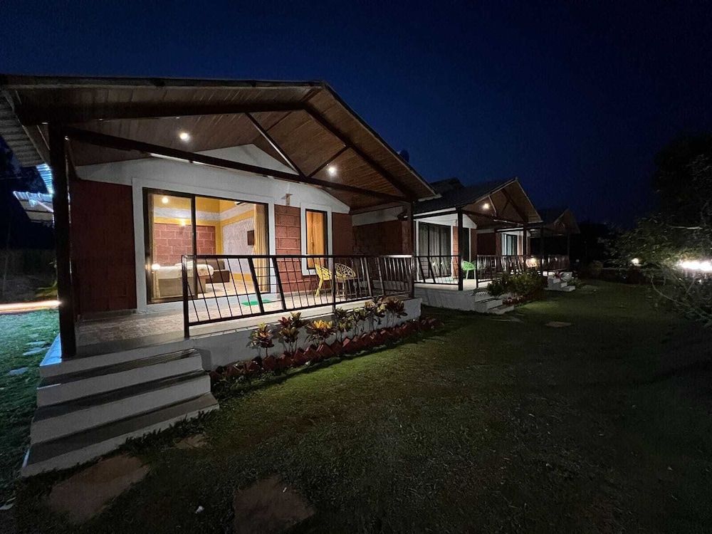 Royal Stone Resort