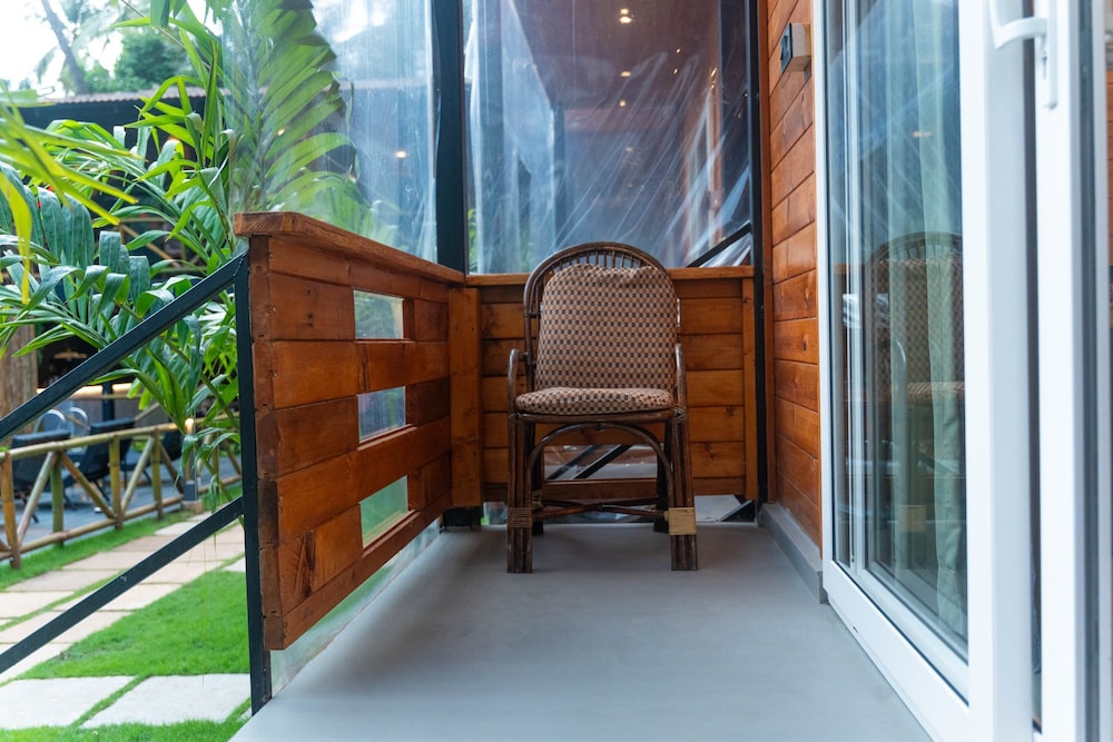 Tranquillo By The Beach - Luxury Wooden