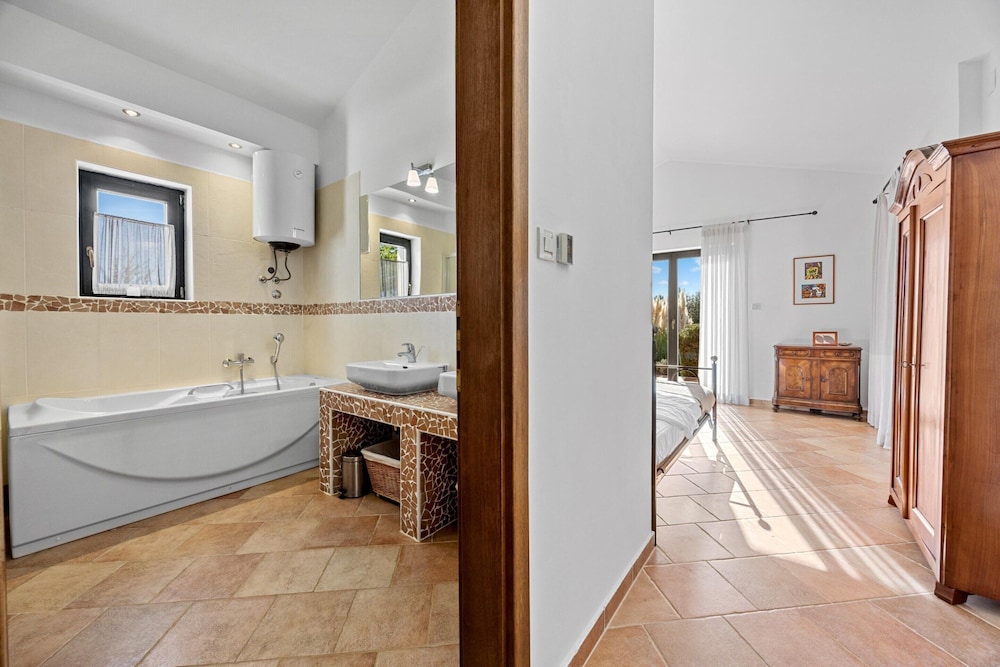 Idyllic Istrian Escape With Pool