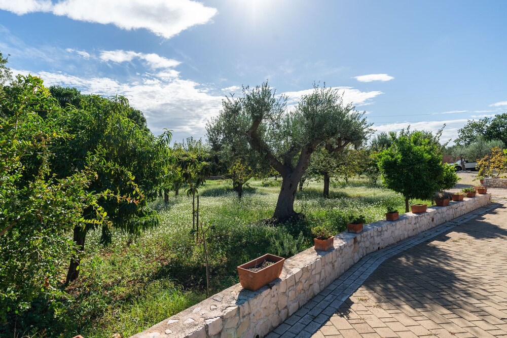 Villa Polignano con Piscina by Wonderful Italy
