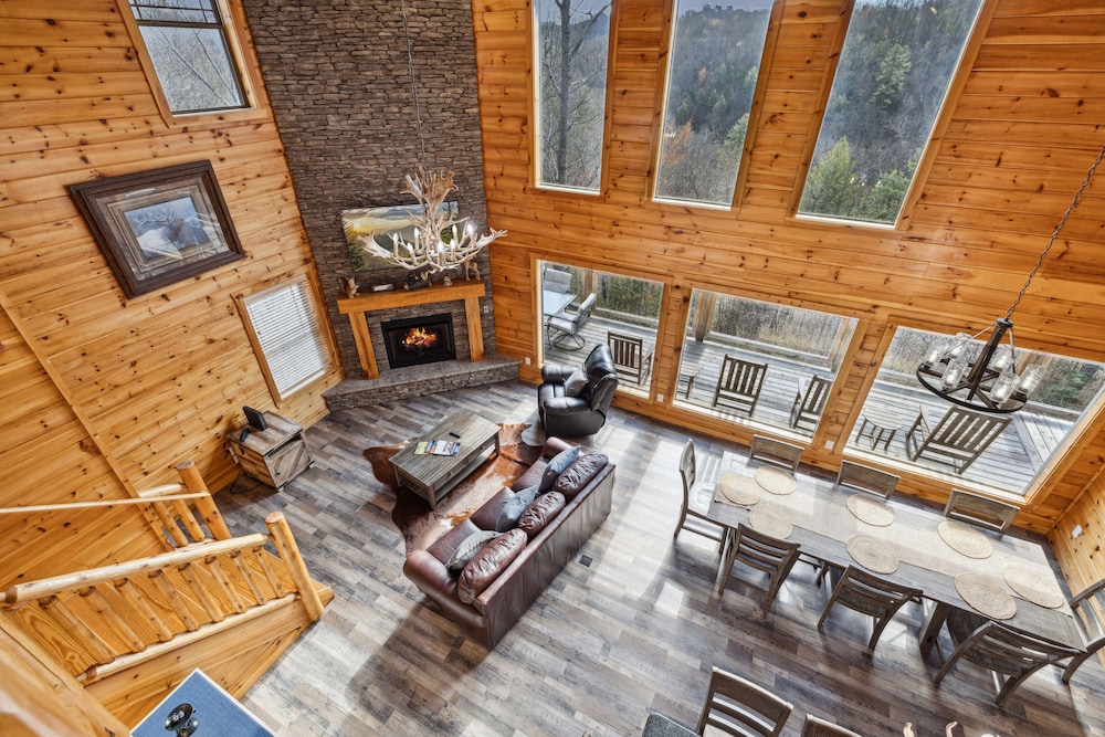 Wild Heart Lodge 4 Bedroom Cabin