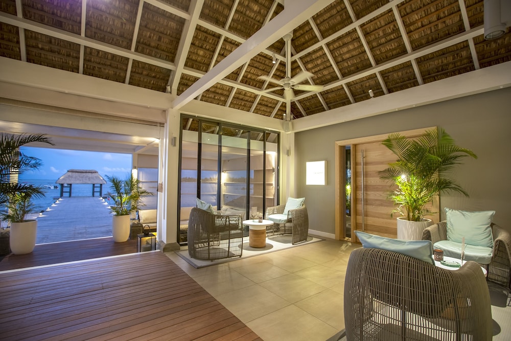 The Bay Club at Anahita view 3