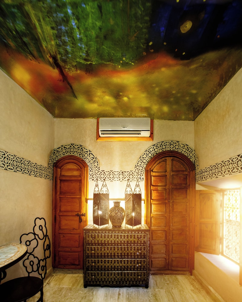 Riad Roxanne