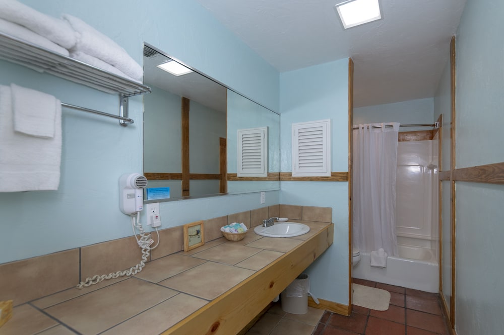 Pelican Bay Resort
