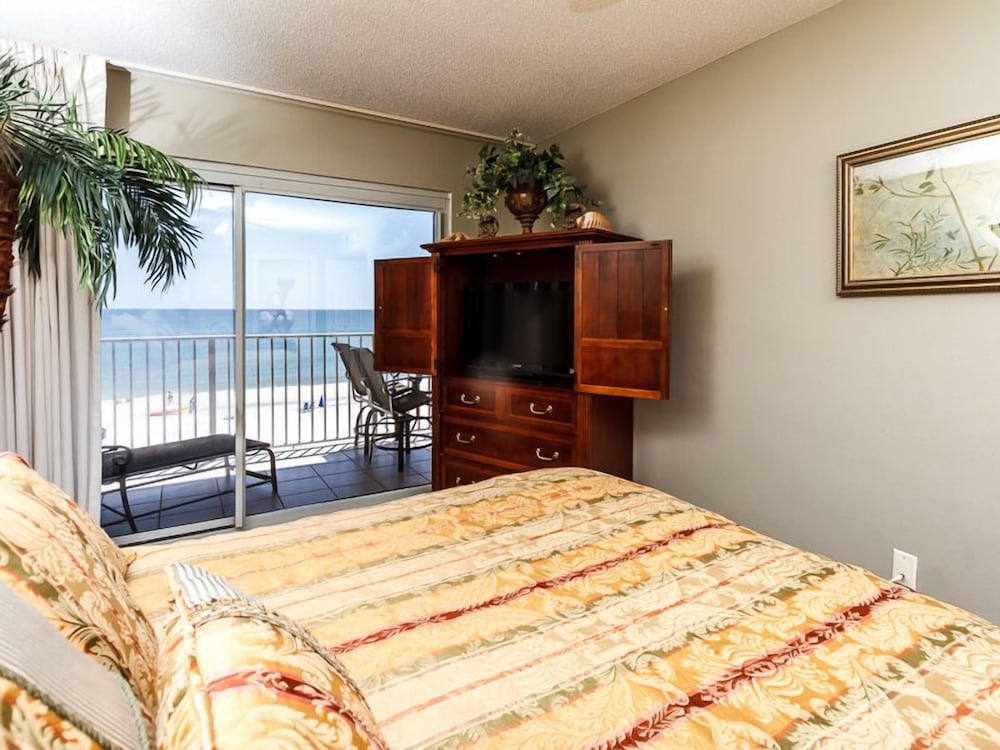 Summerlin 305 by Brooks and Shorey Resorts