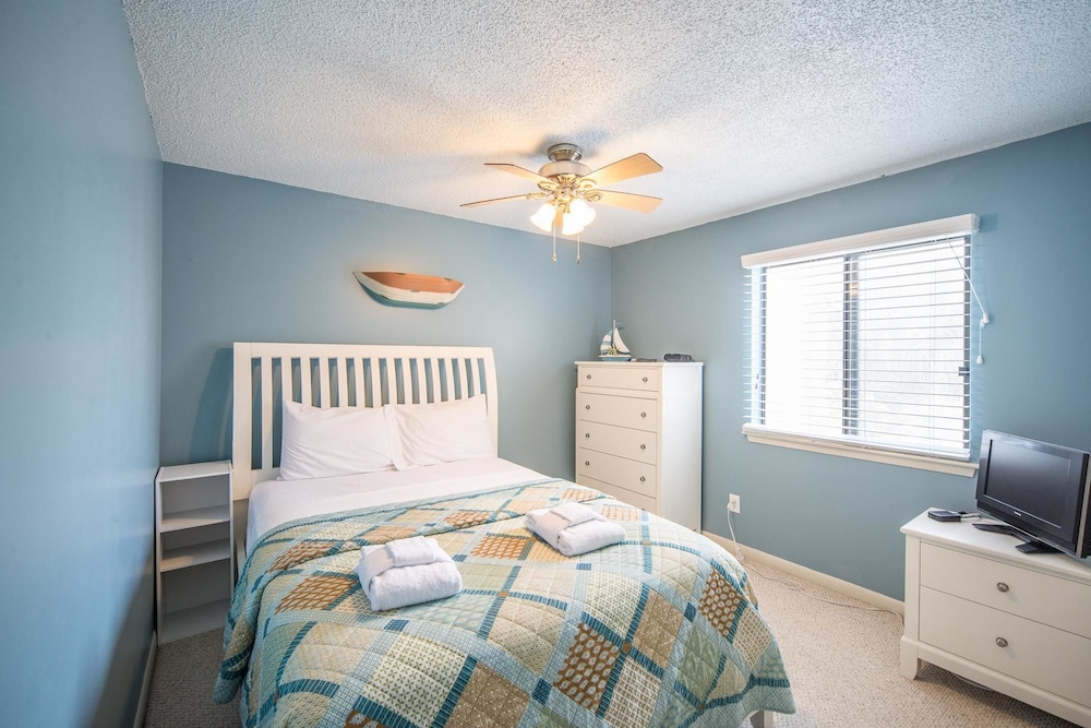 Charleston Vacations - Mariners Cay 27 2 Bedroom Holiday Home By My Ocean Rentals - Property Image 5