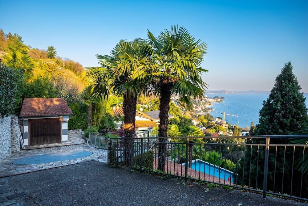 Pallanza Villas
