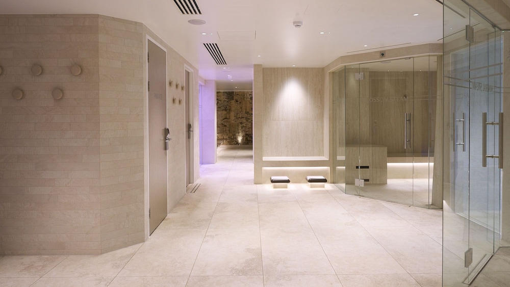 Walsall Vacations - Fairlawns Hotel and Spa - Property Image 9