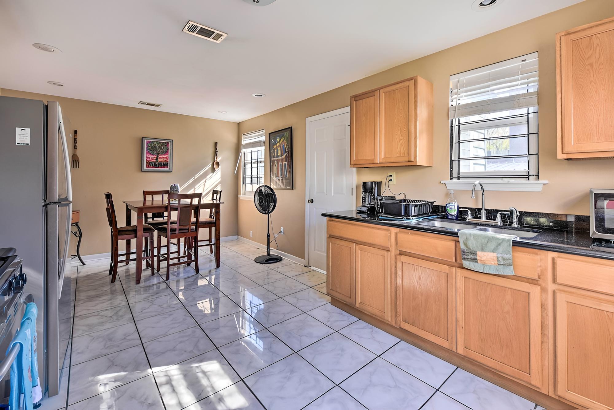 New Orleans Home ~ 2 Mi to Bourbon Street! view 2