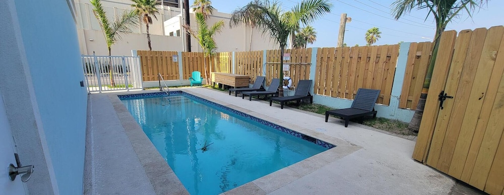 Villas de Laguna 3