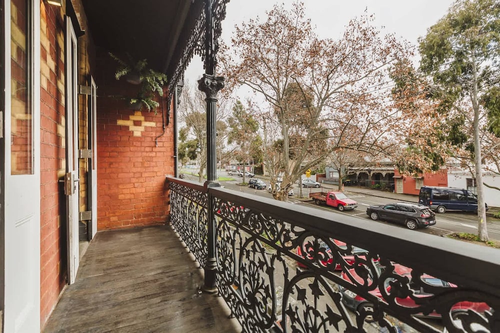 135barkly in Mornington - Image 1