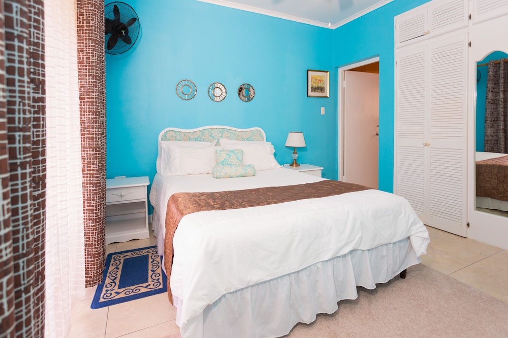 New Kingston Apt at Wellington Cove