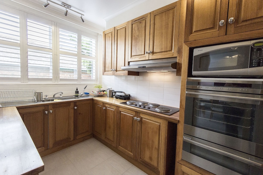 South Yarra Vacations - Sweet Caroline - Property Image 4