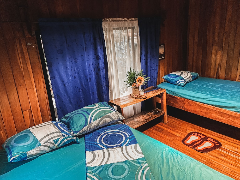 Hostel Marisol Playa Samara view 4