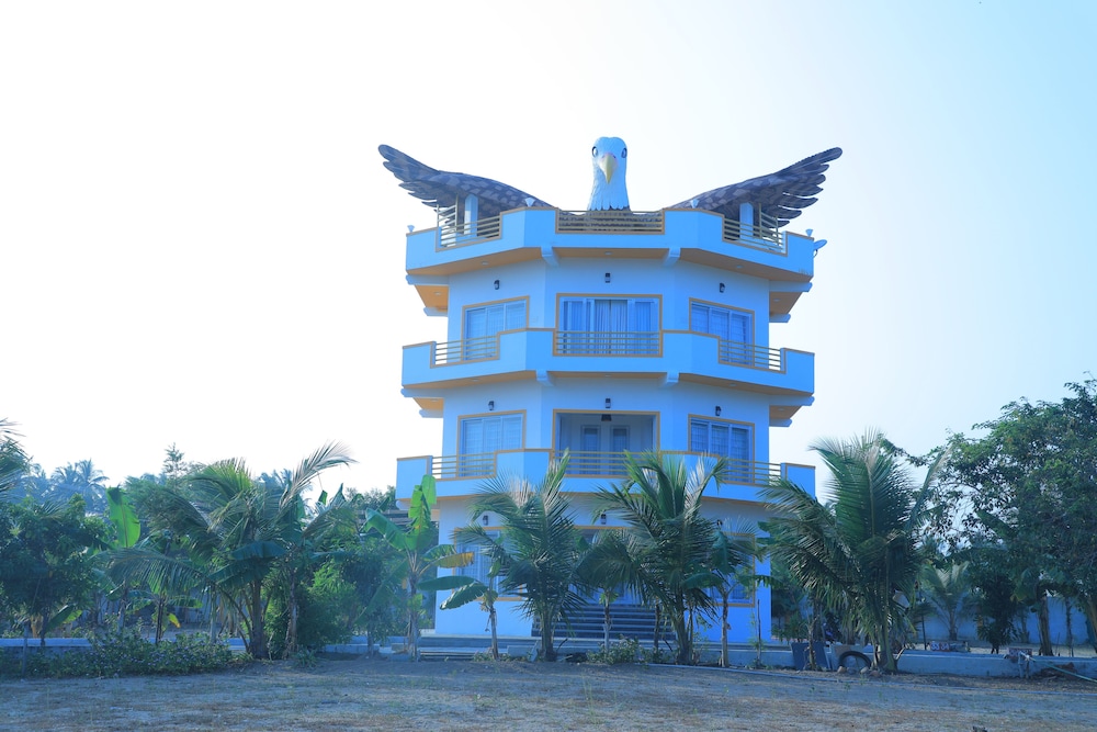 Ulo Octagon view 3