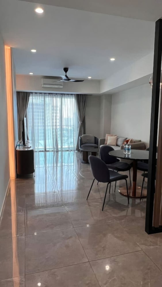 The OOAK Suites and Residence Staycation KL