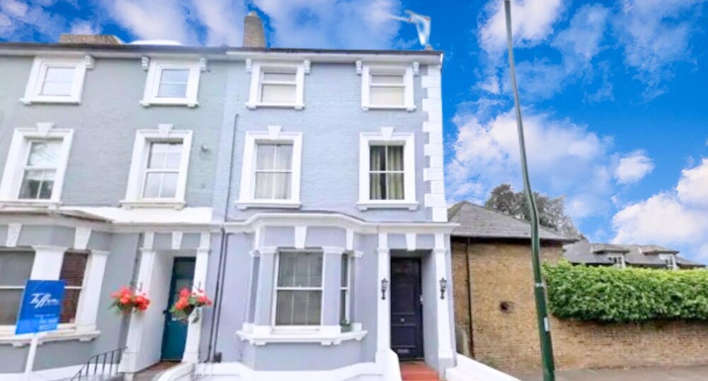 Charming 1-bed Studio Annex,parking,kitchen,wifi, photo 27
