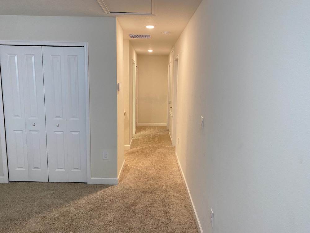 Champions Gate 6BR Villa Pool Spa Retreat