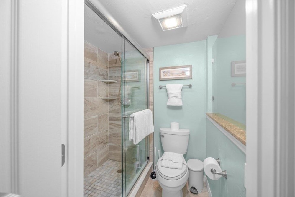 Pointe Santo B31 2 Bedroom Condo