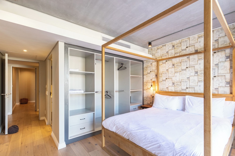 Docklands Deluxe Apartments by ITC Hospitality