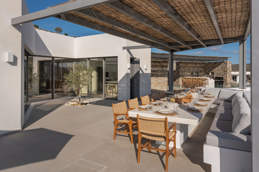 AVERA VILLAS